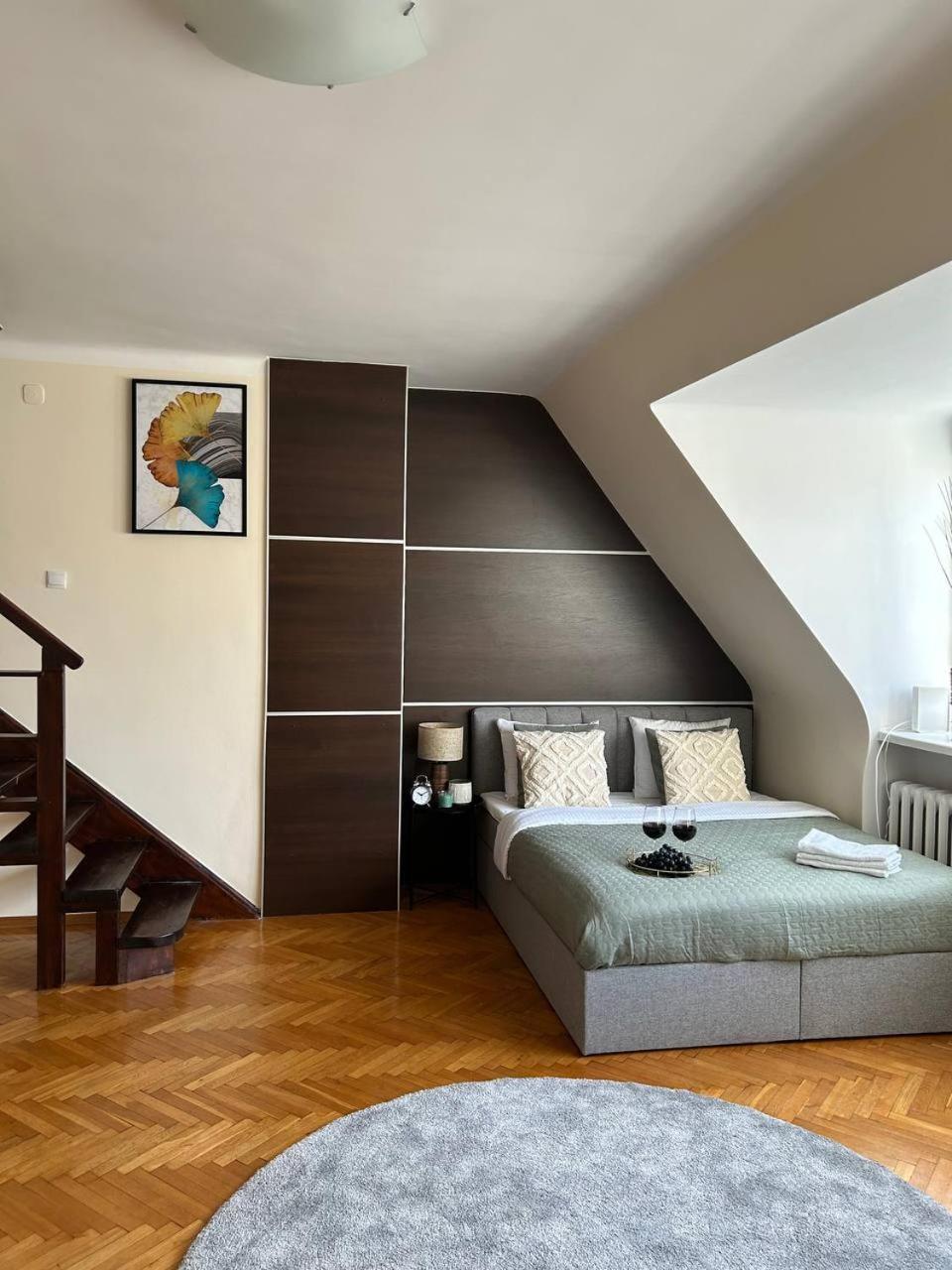 Lumina 2-level Near Multimedialny Park Fontann Apartament